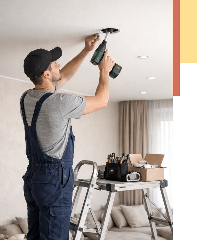 Установка и монтаж точечных светильников в натяжной потолок в Баксане от 1818 руб. | ОТДЕЛОЧНИК-Бкс